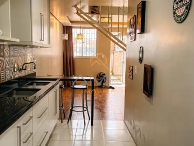 Casa 2 quartos e 1 banheiro, à venda, no bairro Areal em Pelotas