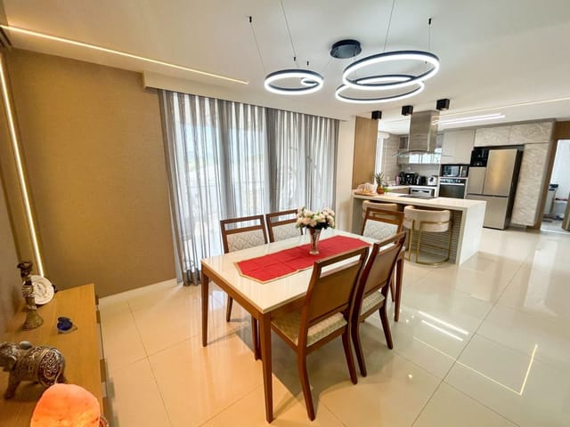 Casa com 409m² 4 quartos e 4 banheiros, à venda, no bairro Loteamento Extensao Do Serrama em Rio das Ostras