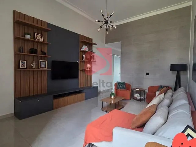 Casa 3 quartos e 4 banheiros, à venda, no bairro Residencial do Lago em Pirassununga