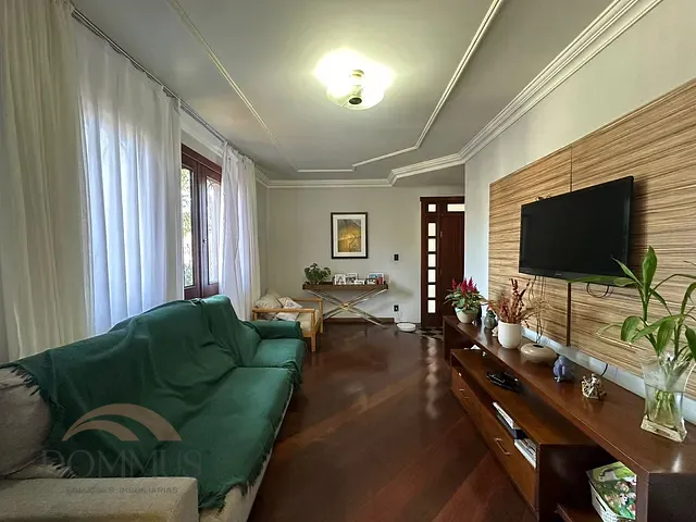 Casa com 312m² 3 quartos e 3 banheiros, à venda, no bairro Cariru em Ipatinga