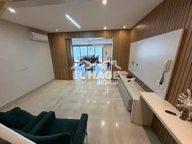 Casa 4 quartos e 4 banheiros, à venda, no bairro Santa Rosa em Cuiabá