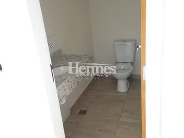 Casa com 125m² 2 quartos e 3 banheiros, à venda, no bairro Parque Bom Retiro em Paulínia