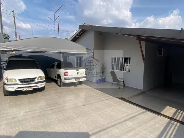 Casa com 298m² 3 quartos e 3 banheiros, à venda, no bairro Jardim Das Flores em Rolândia