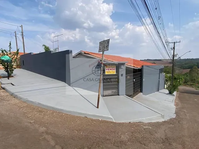 Casa com 298m² 3 quartos e 3 banheiros, à venda, no bairro Jardim Das Flores em Rolândia