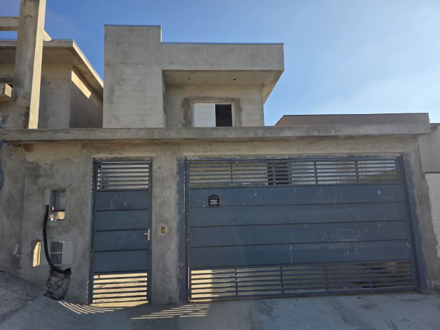 Casa 3 quartos e 3 banheiros, à venda, no bairro Portais (Polvilho) em Cajamar