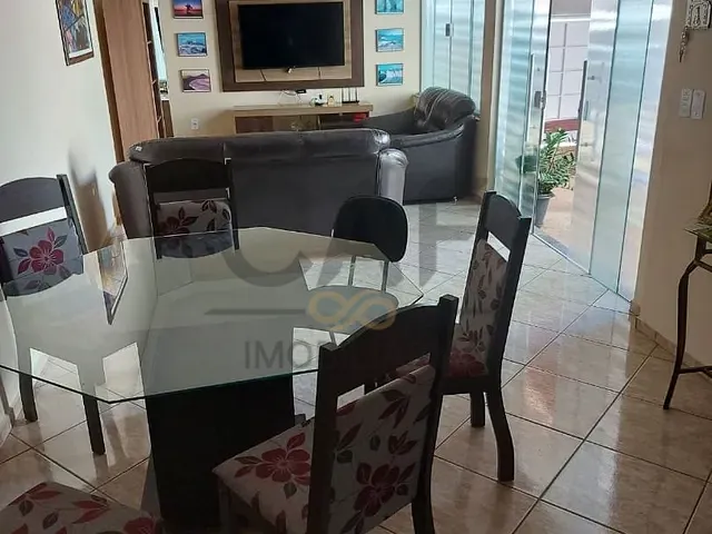 Casa com 200m² 2 quartos e 1 banheiro, à venda, no bairro Parque dos Eucaliptos em Mogi Guaçu