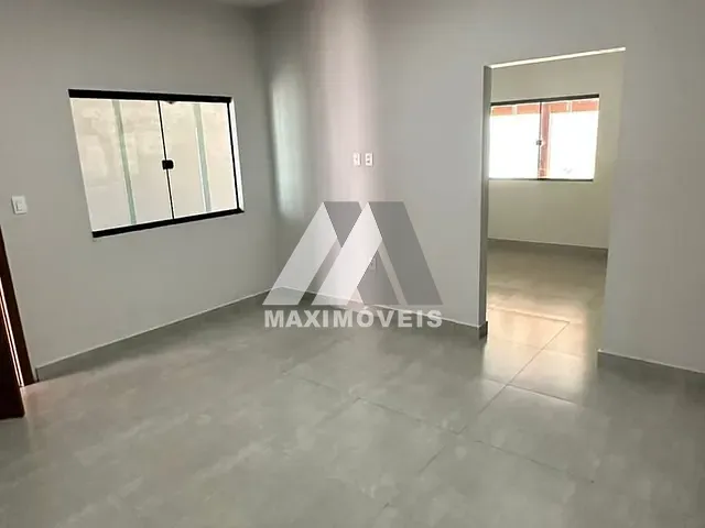Casa 3 quartos e 2 banheiros, para alugar, no bairro Renascença em Araçuaí