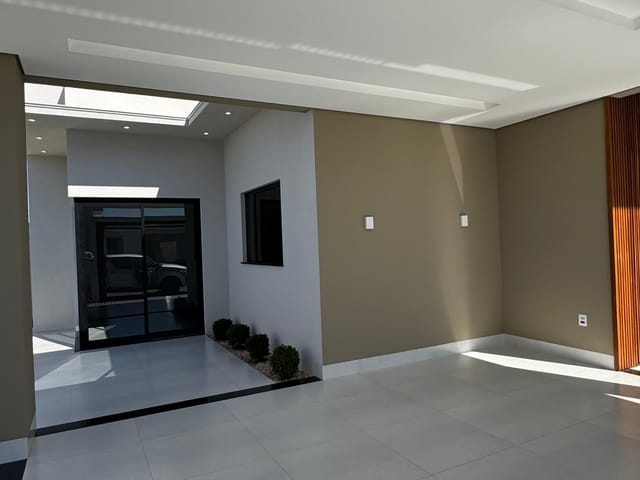Casa com 200m² 3 quartos e 2 banheiros, à venda, no bairro Loteamento Quatro Estações Boulevard em Sinop