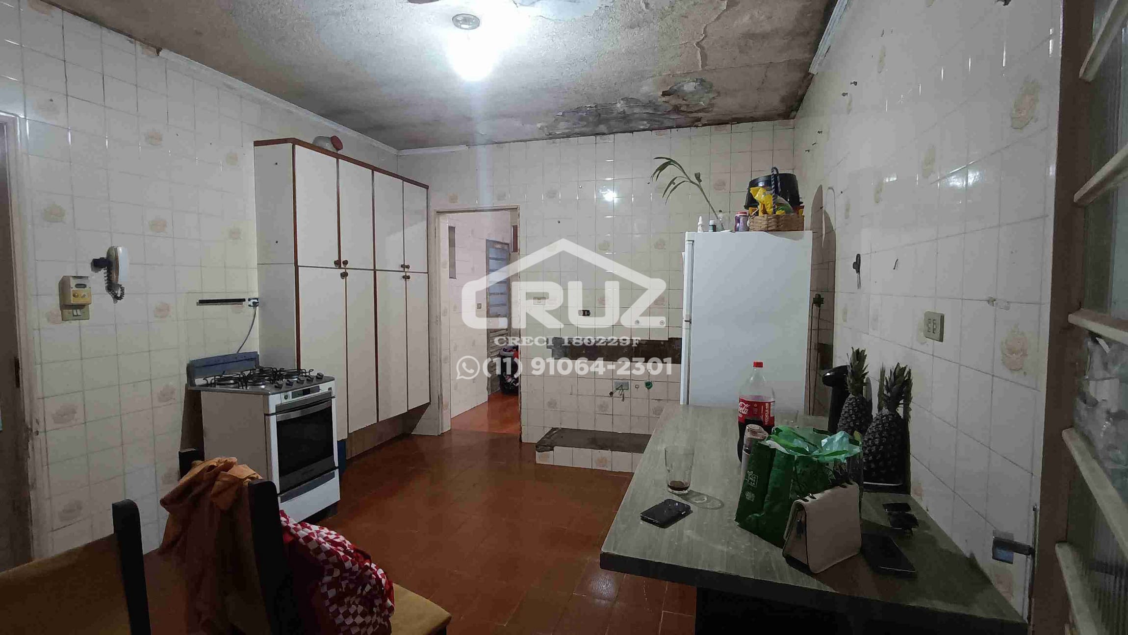 Casa à venda com 2 quartos, 250m² - Foto 7