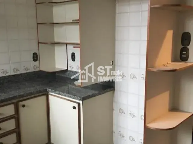 Casa com 197m² 4 quartos e 1 banheiro, para alugar, no bairro Centro em Andradas
