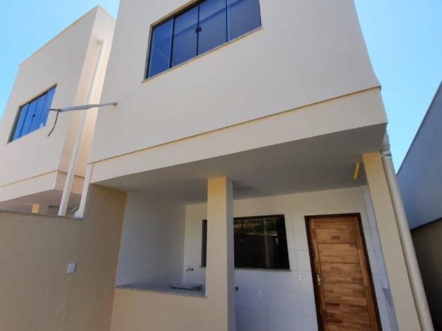 Casa com 135m² 3 quartos e 2 banheiros, à venda, no bairro Lagoa em Macaé