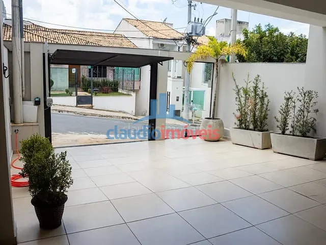 Casa com 354m² 3 quartos e 3 banheiros, à venda, no bairro Jardim Belvedere em Volta Redonda