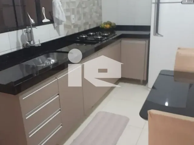Casa com 143m², à venda, no bairro Jardim Nobre em Rolândia