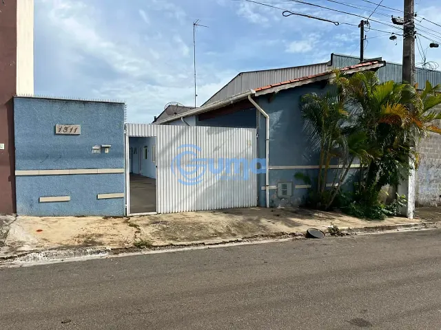 Casa com 257m² 3 quartos e 2 banheiros, à venda, no bairro Parque Brasil em Bragança Paulista