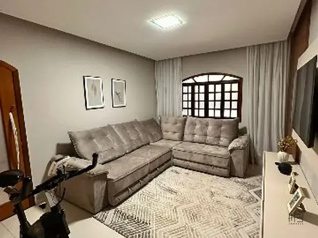 Casa com 200m² 3 quartos e 2 banheiros, à venda, no bairro Parque Alexandre em Cotia
