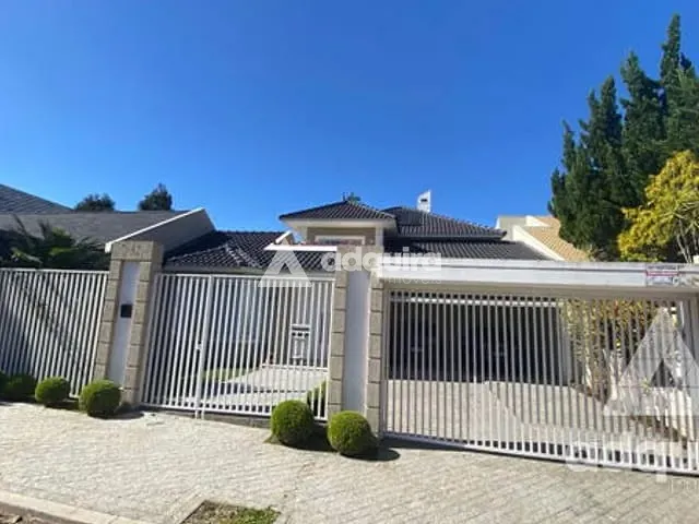 Sobrado com 533m² 4 quartos e 4 banheiros, à venda, no bairro Estrela em Ponta Grossa