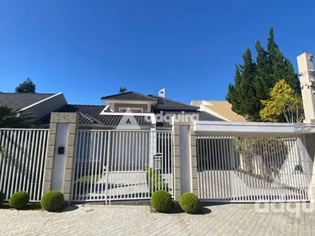 Sobrado com 533m² 4 quartos e 4 banheiros, à venda, no bairro Estrela em Ponta Grossa