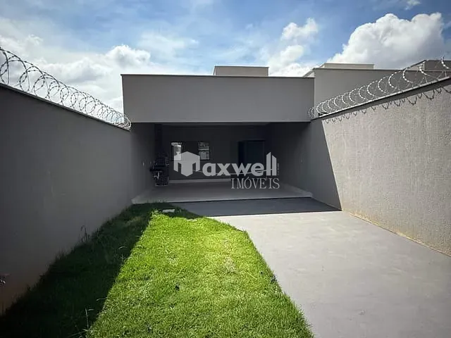 Casa com 180m² 2 quartos e 2 banheiros, à venda, no bairro Residencial Solar Central Park em Aparecida de Goiânia
