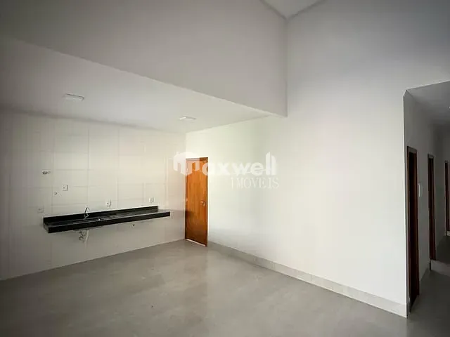 Casa com 180m² 2 quartos e 2 banheiros, à venda, no bairro Residencial Solar Central Park em Aparecida de Goiânia