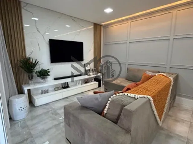 Casa com 242m² 3 quartos e 5 banheiros, à venda, no bairro Ribeirão do Lipa em Cuiabá