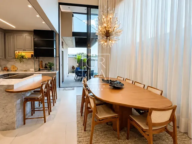Casa com 414m² 4 quartos e 6 banheiros, à venda, no bairro Jardins França em Goiânia