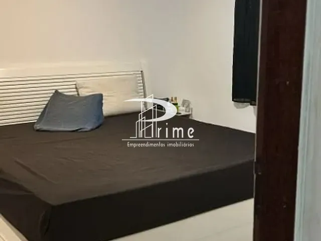 Casa com 600m² 3 quartos e 2 banheiros, à venda, no bairro Itaipu em Niterói