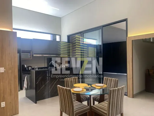 Casa com 250m² 3 quartos e 4 banheiros, à venda, no bairro Parque Vista Alegre em Bauru