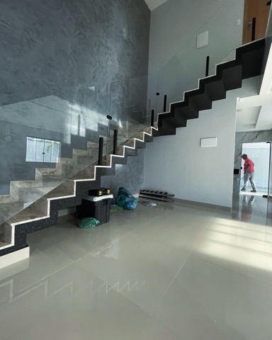 Casa com 224m² 3 quartos e 5 banheiros, à venda, no bairro Jardim América  em Goiânia