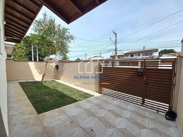 Casa com 250m² 3 quartos e 2 banheiros, à venda, no bairro Crispim em Pindamonhangaba