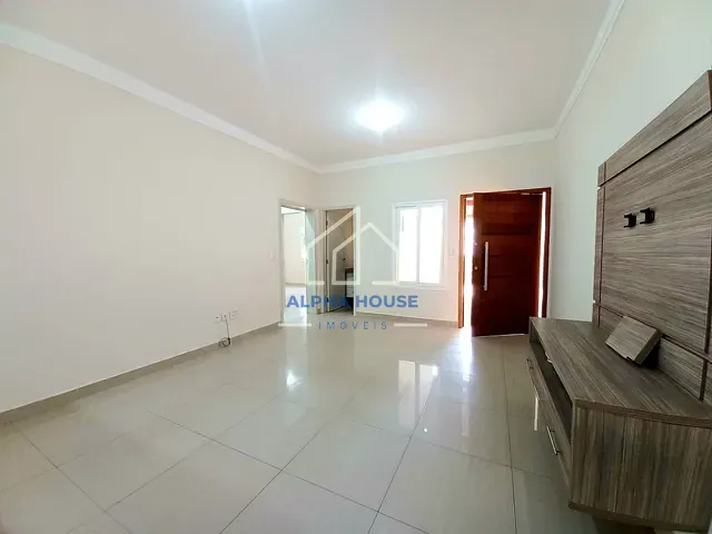 Casa com 250m² 3 quartos e 2 banheiros, à venda, no bairro Crispim em Pindamonhangaba