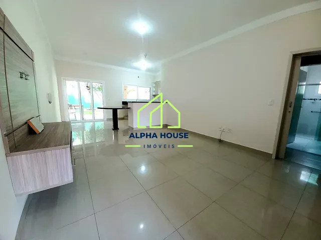 Casa com 250m² 3 quartos e 2 banheiros, à venda, no bairro Crispim em Pindamonhangaba