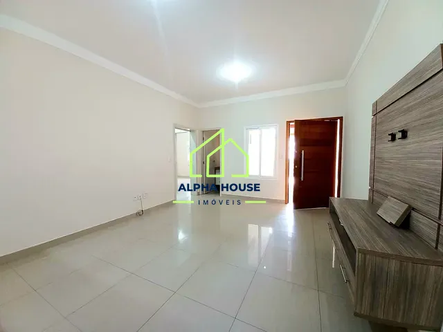 Casa com 250m² 3 quartos e 2 banheiros, à venda, no bairro Crispim em Pindamonhangaba