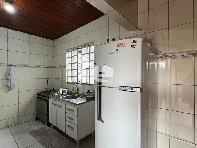Casa com 172m² 2 quartos e 1 banheiro, à venda, no bairro Jardim Belo Horizonte em Rolândia