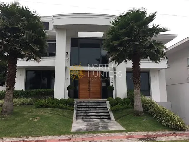 Casa com 825m² 5 quartos e 7 banheiros, à venda, no bairro Jurerê Internacional em Florianópolis