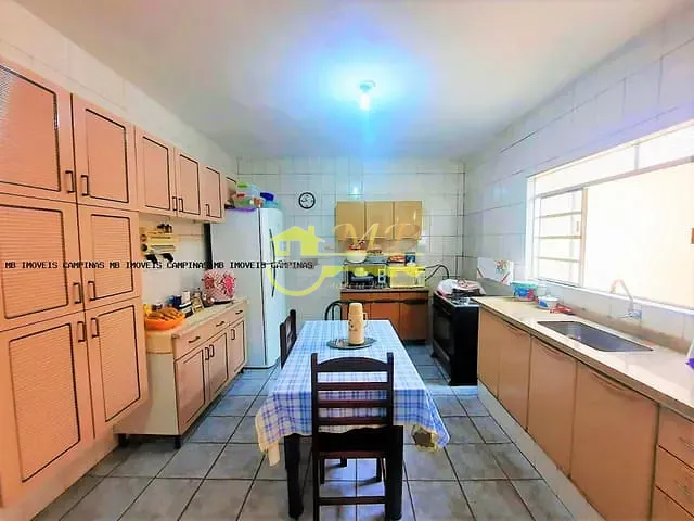 Casa com 255m² 3 quartos e 1 banheiro, à venda, no bairro Vila Aeroporto em Campinas