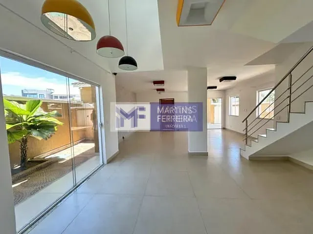 Casa com 417m² 4 quartos e 6 banheiros, para alugar, no bairro Recreio dos Bandeirantes em Rio de Janeiro