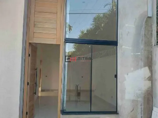 Casa com 130m² 3 quartos e 2 banheiros, à venda, no bairro Aeroporto em Londrina