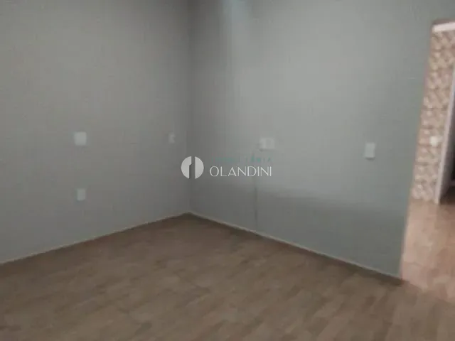 Casa com 200m² 2 quartos e 1 banheiro, para alugar, no bairro Vila Nogueira em Artur Nogueira