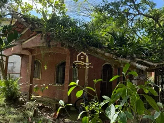 Casa com 500m² 2 quartos e 2 banheiros, à venda, no bairro Boracéia em Bertioga
