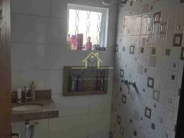 Casa 2 quartos e 1 banheiro, à venda, no bairro Jardim Aeroporto em Guaxupé