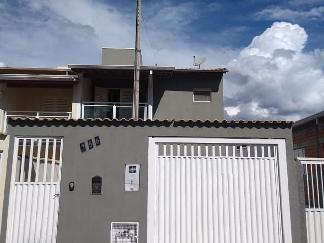 Casa com 150m² 4 quartos e 2 banheiros, à venda, no bairro Ponte Nova em Extrema