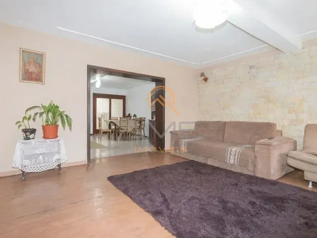 Casa com 440m² 4 quartos e 2 banheiros, à venda, no bairro Centro em Pelotas