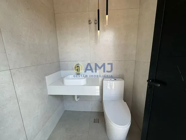 Casa com 364m² 3 quartos e 4 banheiros, à venda, no bairro Terras Alpha 1 em Senador Canedo