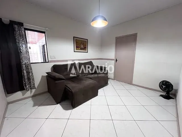 Casa com 313m² 5 quartos e 2 banheiros, à venda, no bairro Cordeiros em Itajaí
