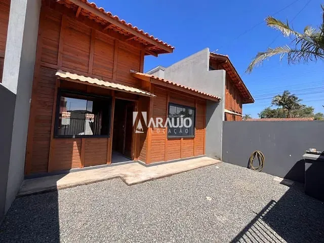 Casa com 70m² 2 quartos e 1 banheiro, para alugar, no bairro Gravatá em Navegantes