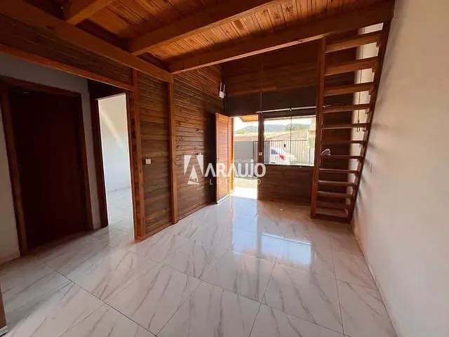 Casa com 70m² 2 quartos e 1 banheiro, para alugar, no bairro Gravatá em Navegantes