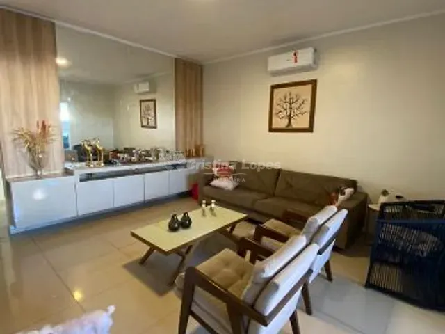 Casa com 200m² 4 quartos e 4 banheiros, à venda, no bairro Itararé em Teresina