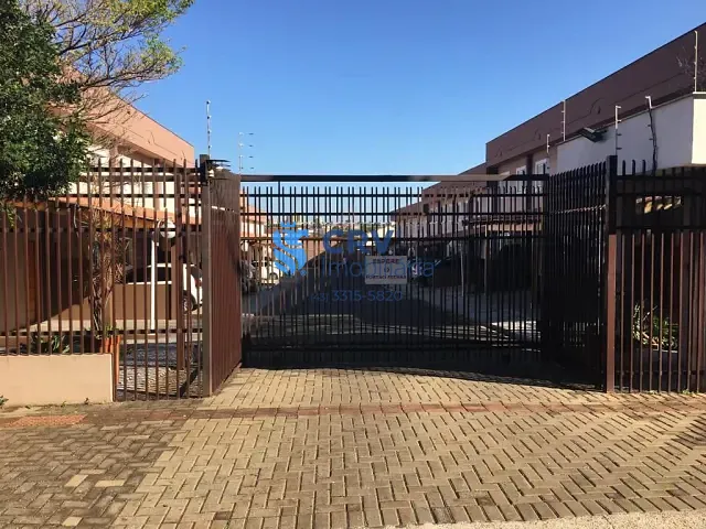 Casa com 113m² 3 quartos e 2 banheiros, à venda, no bairro Conjunto Habitacional Santiago II em Londrina