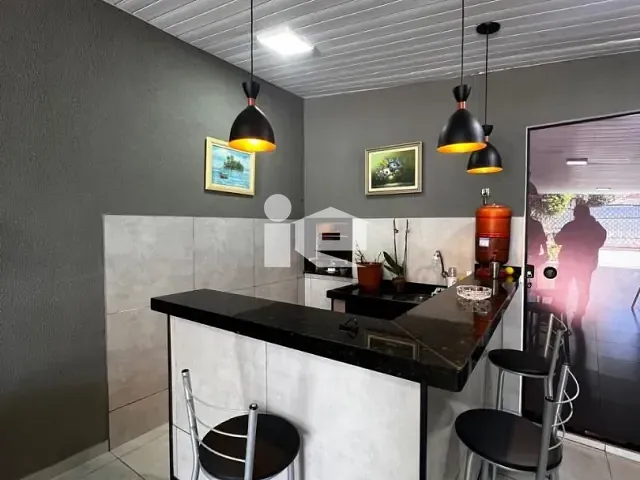 Casa com 584m² 2 quartos e 1 banheiro, à venda, no bairro Vila Odorio em Rolândia
