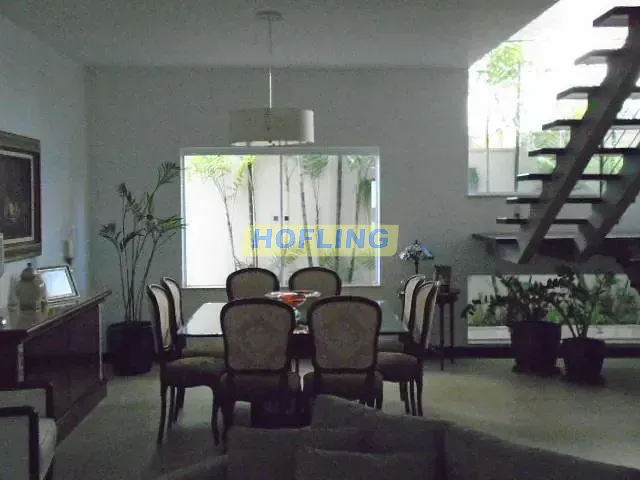Casa com 460m², à venda, no bairro Jardim Residencial Copacabana em Rio Claro